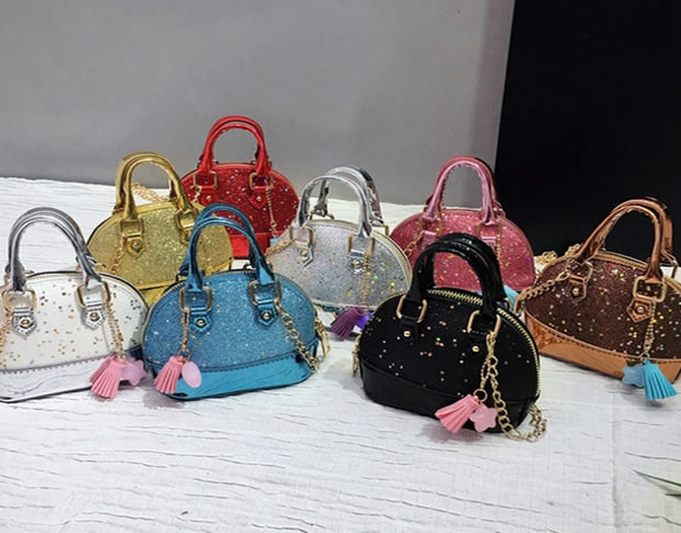 Types and Categories of Handbags Available in the Market