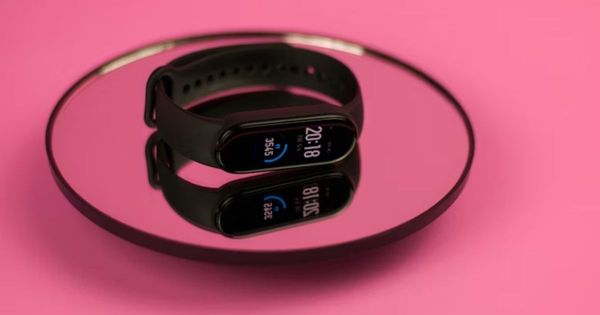 Futuristic Smartwatch Bands Redefining Style in 2025
